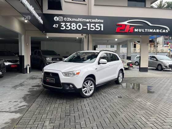 MITSUBISHI ASX 2.0 4X4 16V GASOLINA 4P AUTOMÁTICO MITSUBISHI ASX 2.0 4X4 16V GASOLINA 4P AUTOMÁTICO